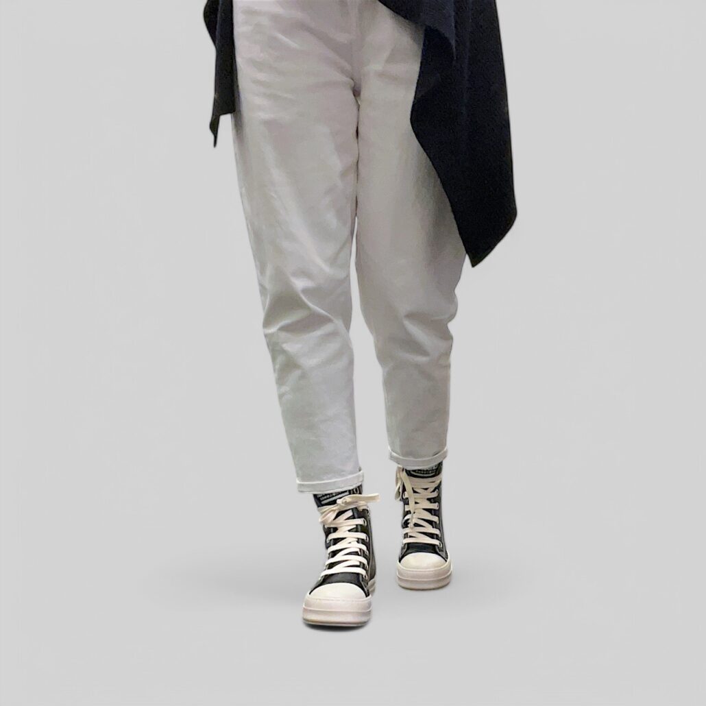 Sneaker donna alta in pelle nero con zip laterale - immagine 12