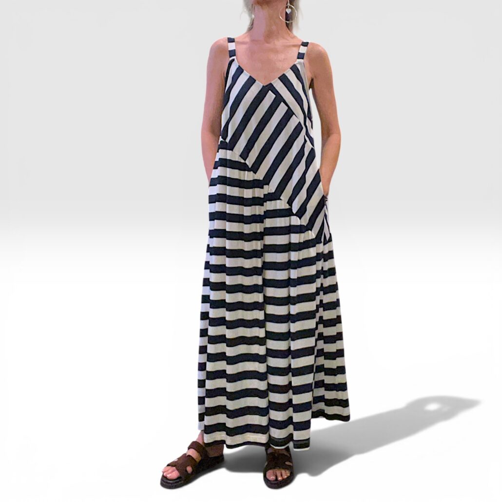 Tuta donna lunga in viscosa a righe blu bianco - immagine 5
