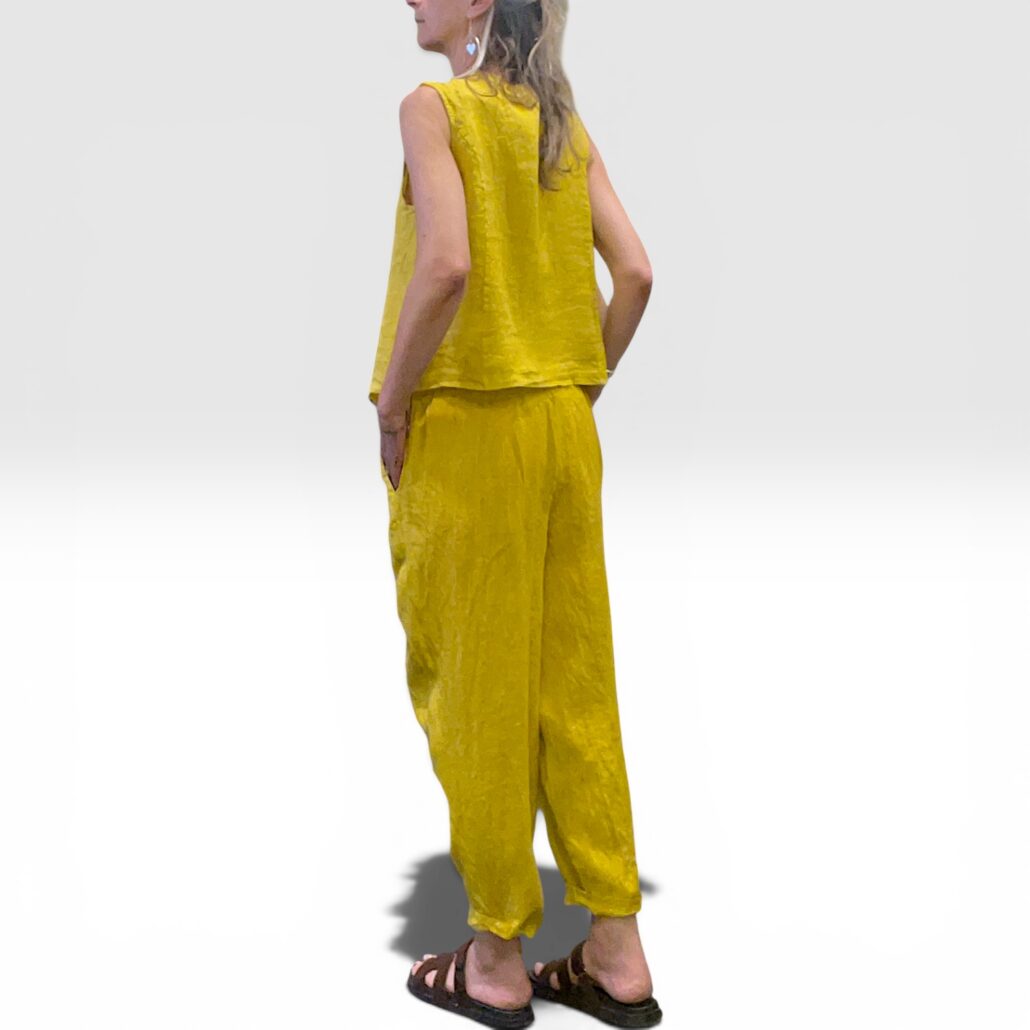 Gilet donna in lino asimmetrico con bottoni giallo - immagine 5