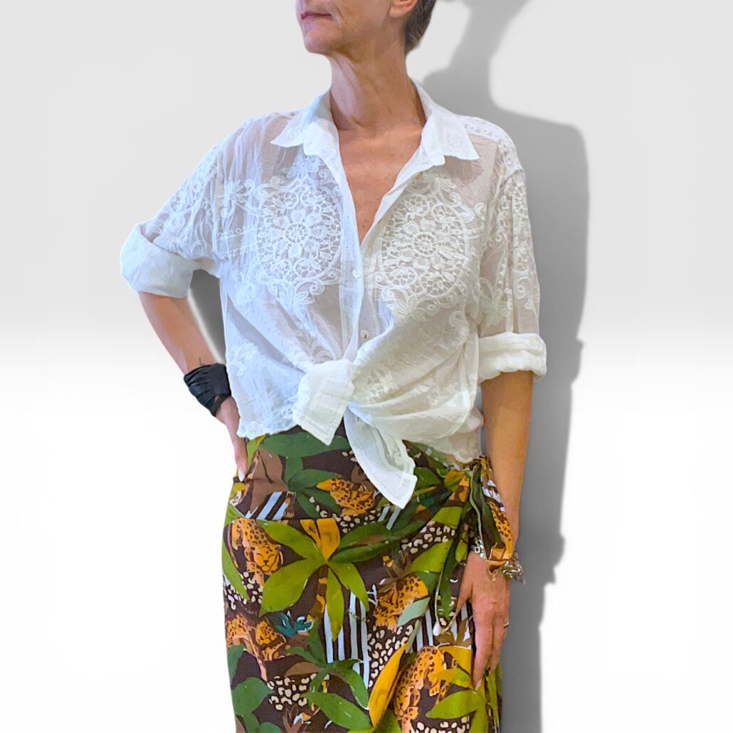 Camicia donna in cotone leggero ricami sangallo bianco - immagine 3