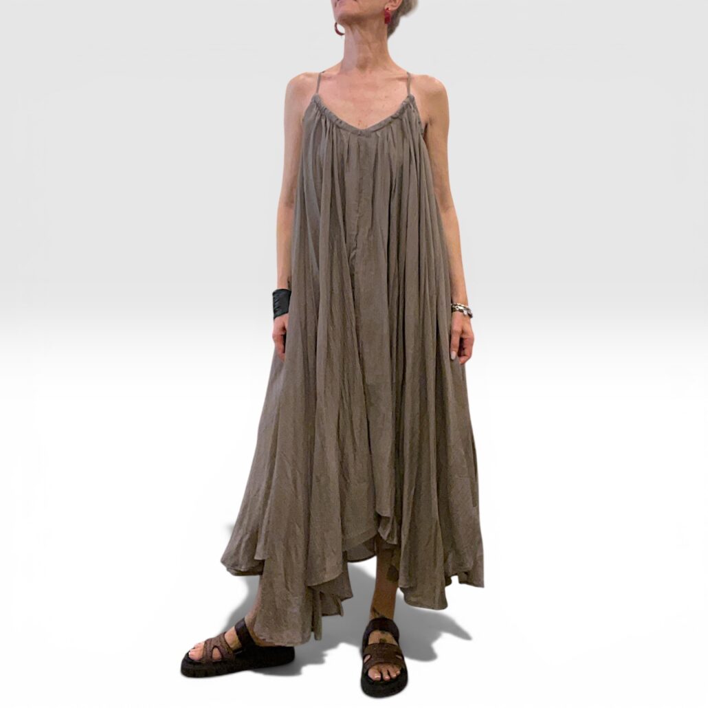 Abito donna maxi fluttuante schiena scoperta fango - immagine 3
