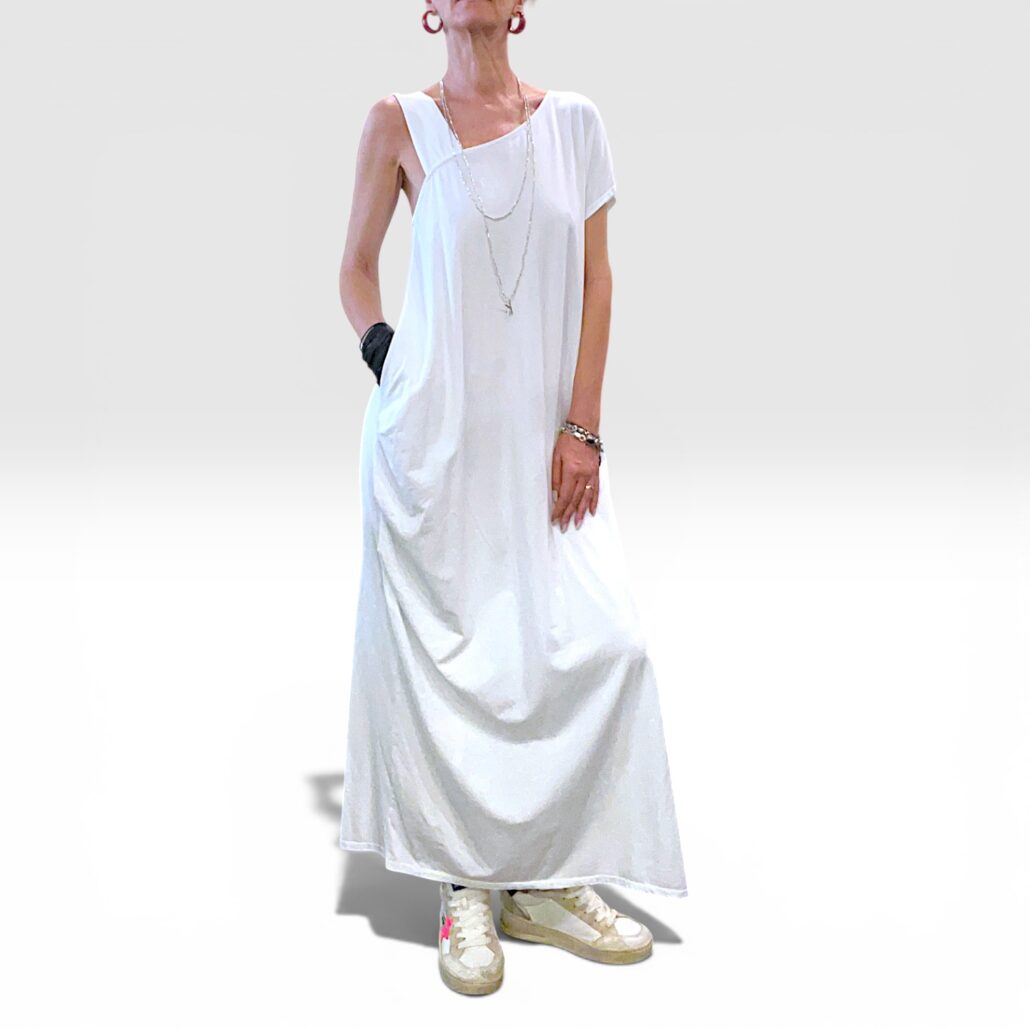 Abito donna lungo in cotone asimmetrico con tasche bianco - immagine 7