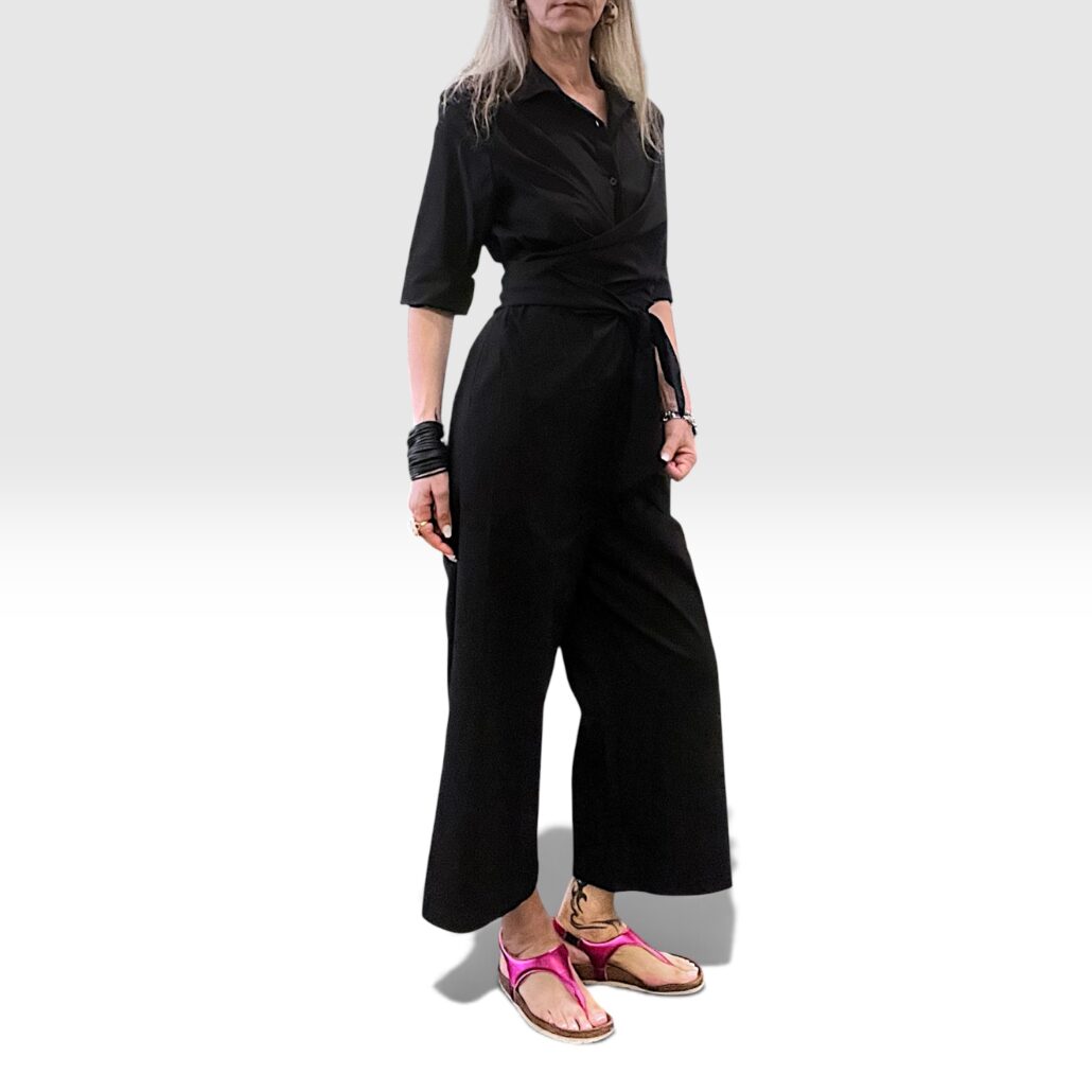 Tuta donna jumpsuit nera con fusciacca incrociata - immagine 6