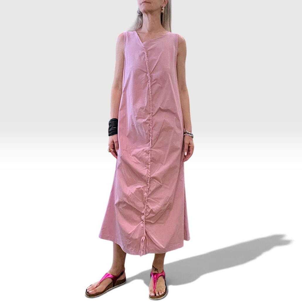 Abito donna lungo sbracciato con arricciatura centrale rosa - immagine 3