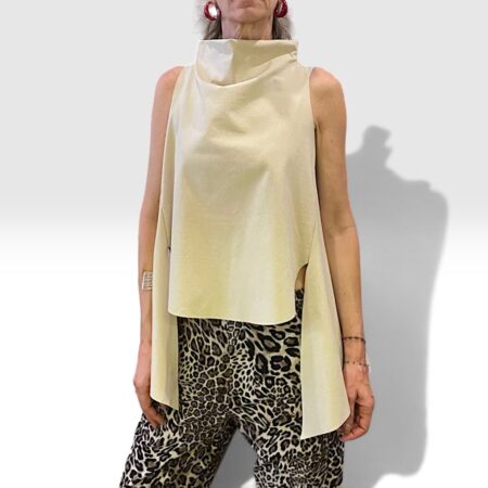 Gilet donna asimmetrico a collo alto sabbia